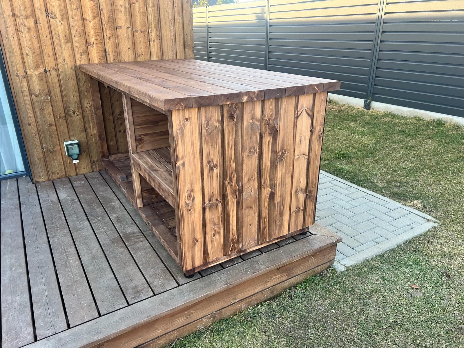 Kamado stalas galerijos nuotrauka 5