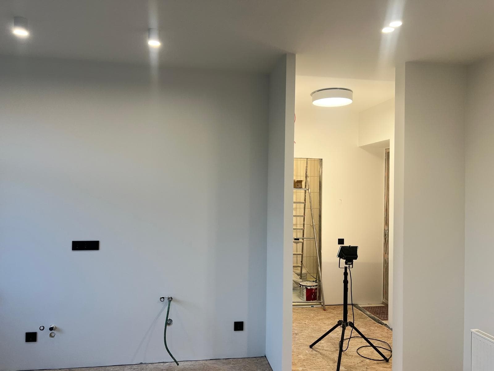 Glaistymas ir angokraščiai projekto nuotrauka